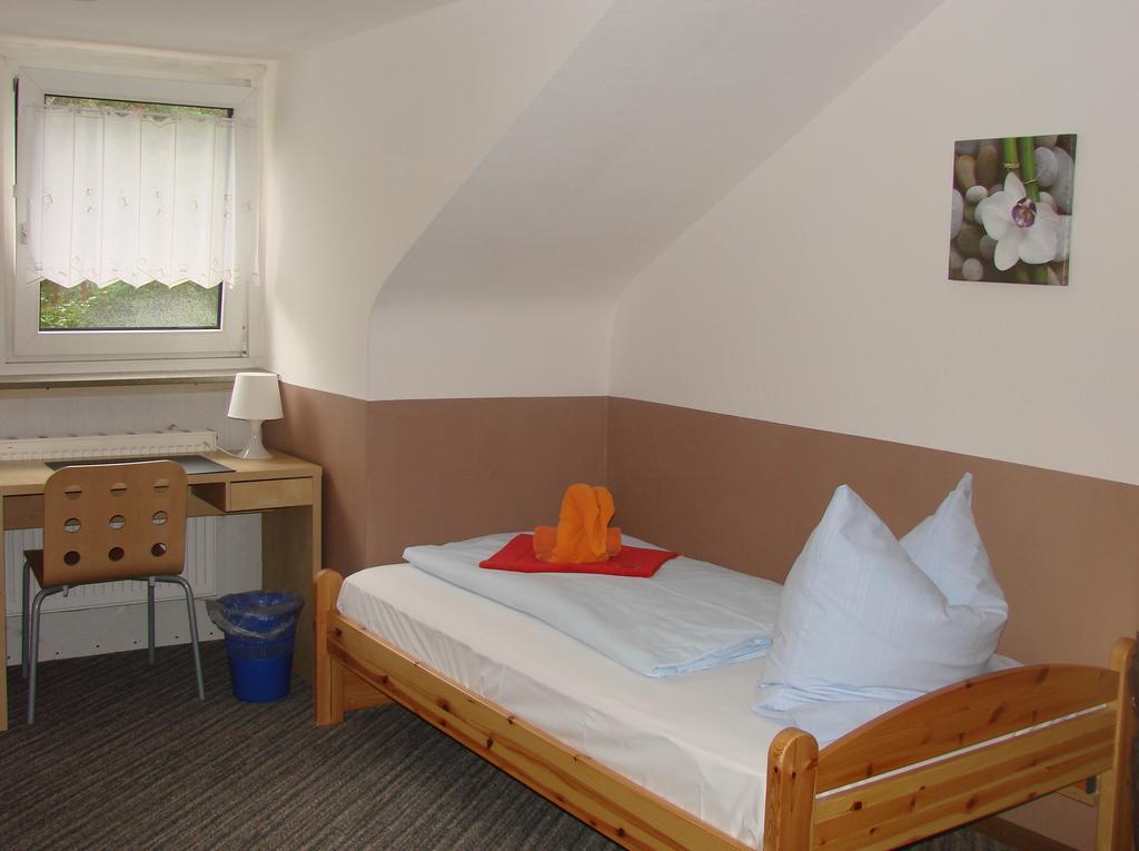 Gaestehaus Am Heuss-Platz Erlangen Oda fotoğraf