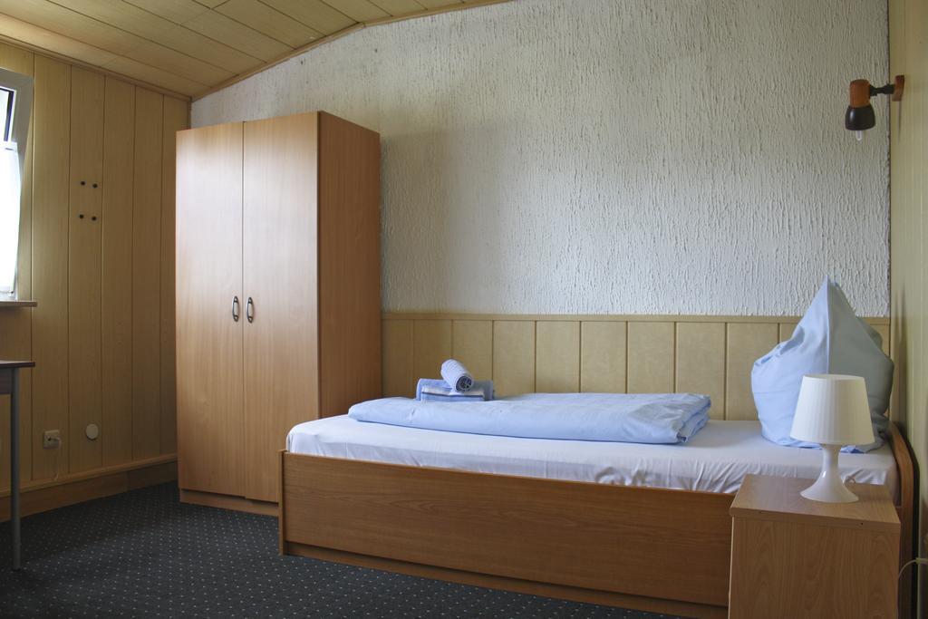 Gaestehaus Am Heuss-Platz Erlangen Oda fotoğraf